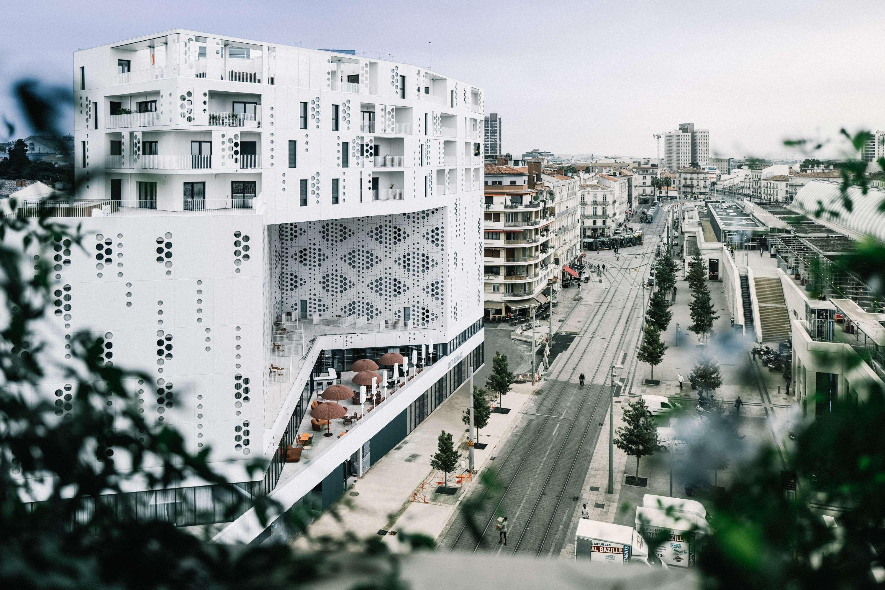 Hotel Campanile Montpellier Centre St Roch Экстерьер фото