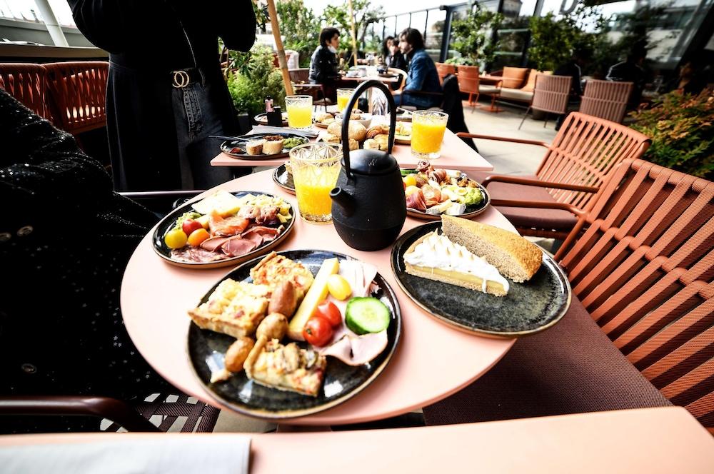 Hotel Campanile Montpellier Centre St Roch Экстерьер фото